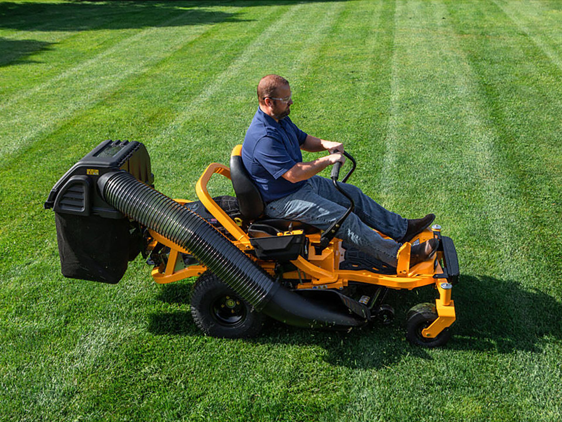 2024 Cub Cadet Double Bagger for 42 and 46 in. Decks Ultima Series™ ZT in Saint Helens, Oregon - Photo 9