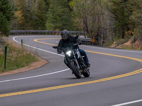 2023 CFMOTO 650NK in New Haven, Vermont - Photo 7