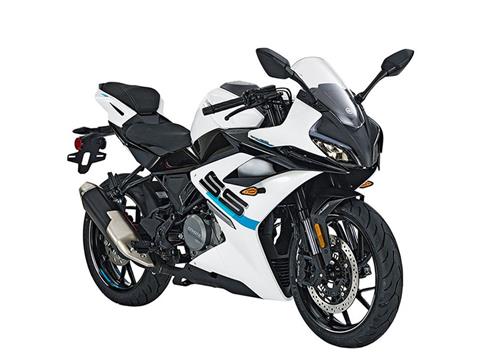 2024 CFMOTO 300SS