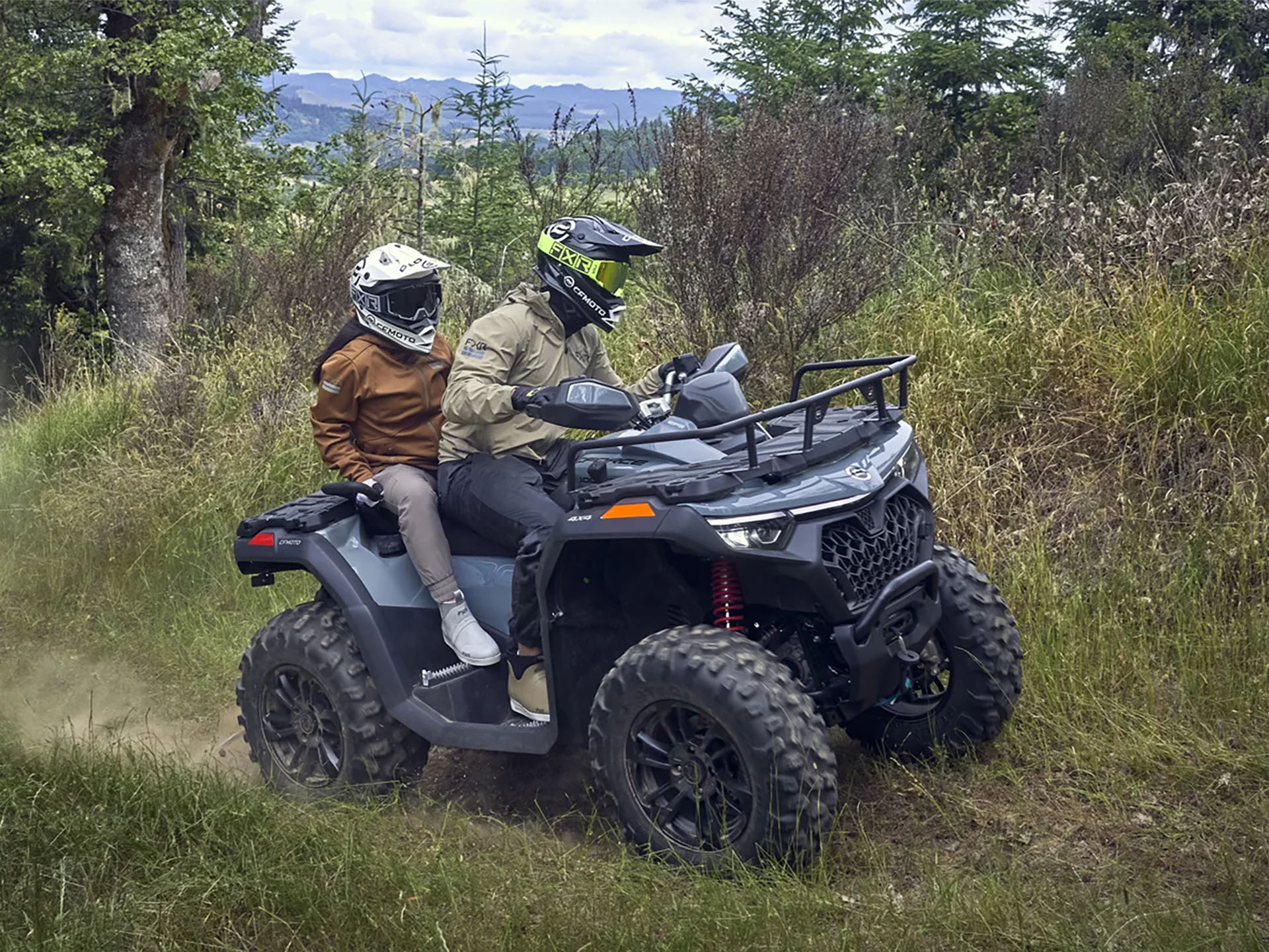 2025 CFMOTO CForce 1000 Touring in Jesup, Georgia - Photo 7