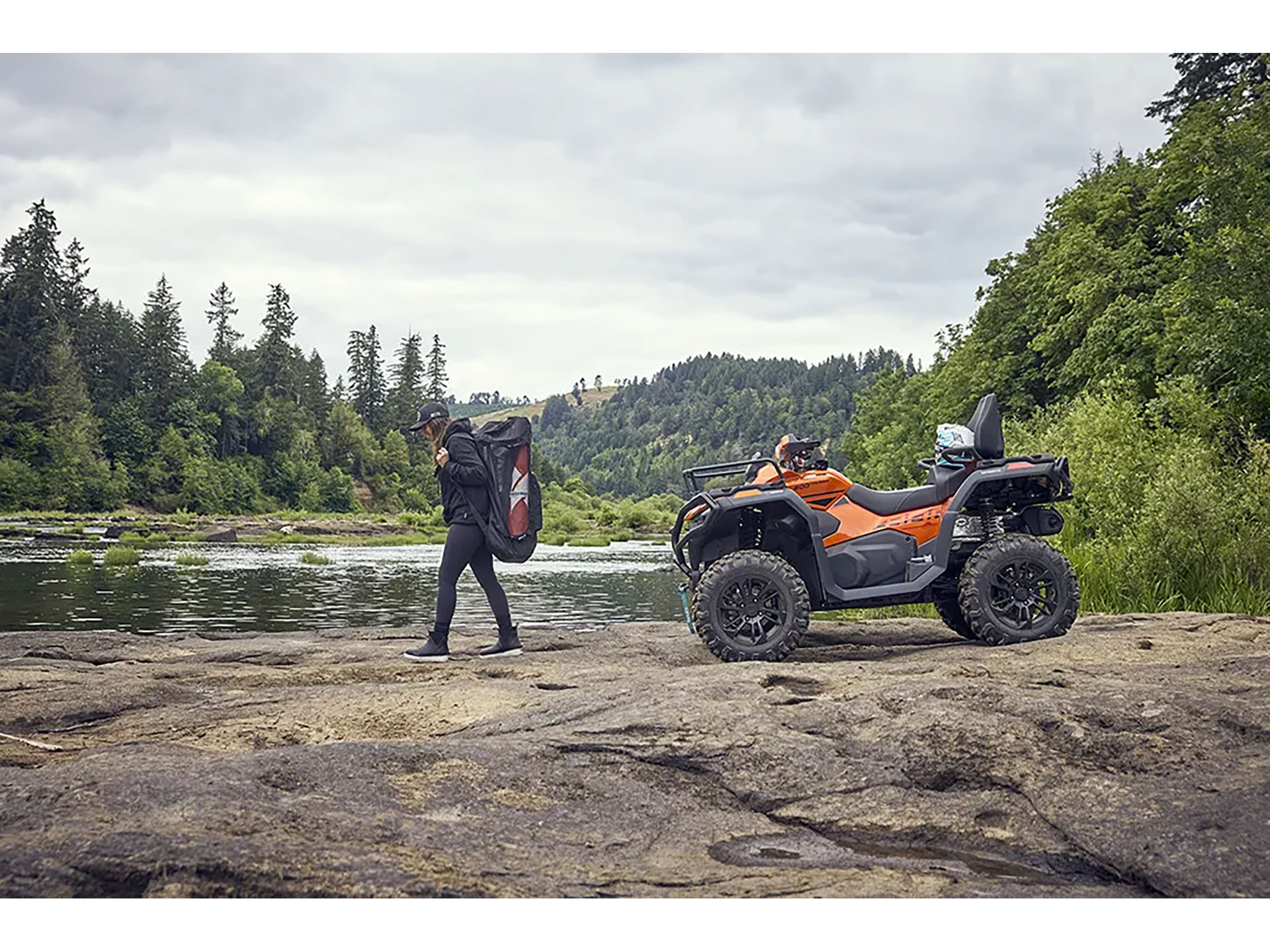 2025 CFMOTO CForce 800 Touring in Burgaw, North Carolina - Photo 18