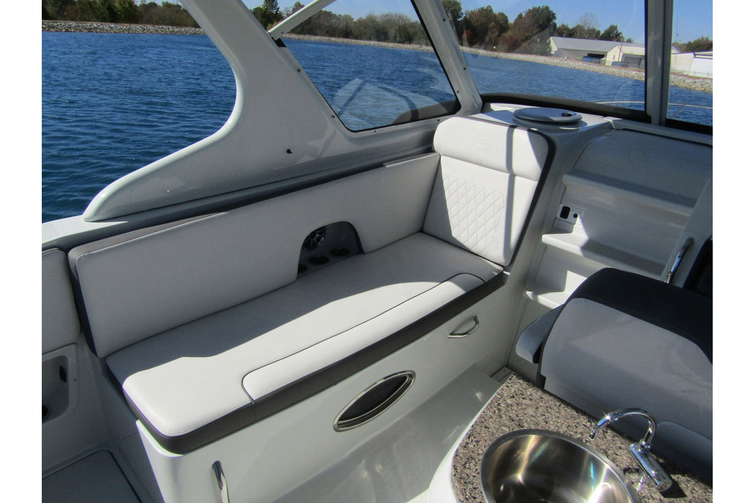 2024 Crownline 310 CRX in Polk City, Iowa - Photo 10