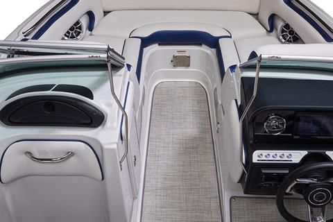 2024 Crownline E220 XS in West Monroe, Louisiana - Photo 17