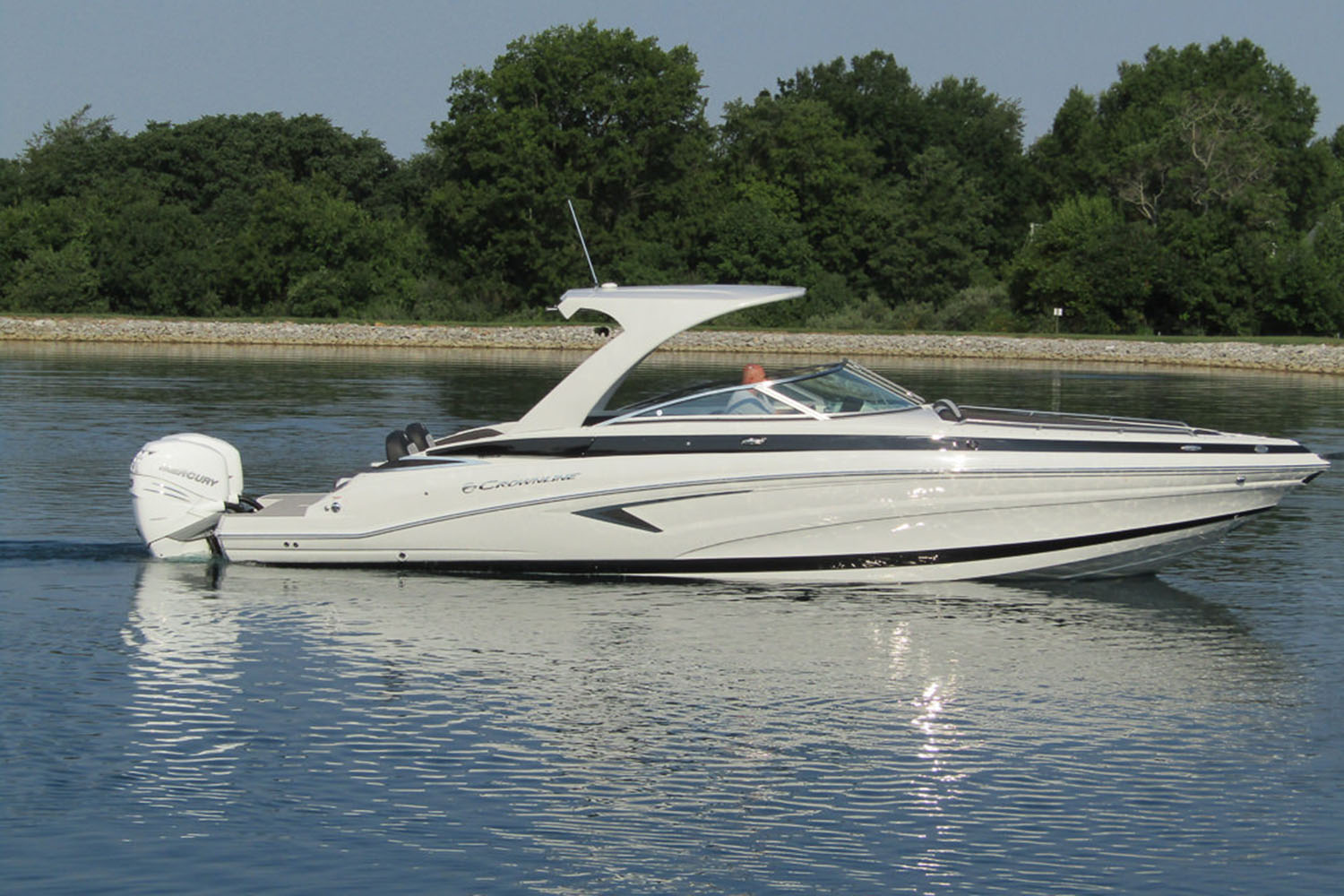 2025 Crownline 330 XSS in West Monroe, Louisiana - Photo 20