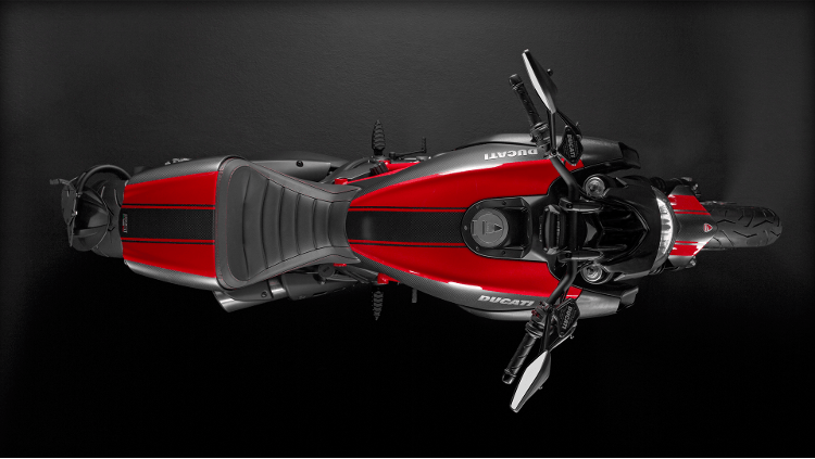 2015 Ducati Diavel Carbon in Denver, Colorado - Photo 10