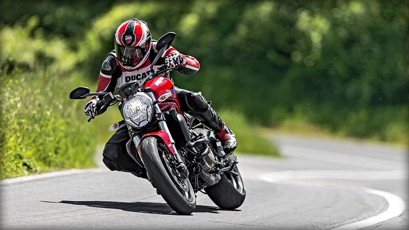 2017 Ducati Monster 821 in Albuquerque, New Mexico - Photo 15