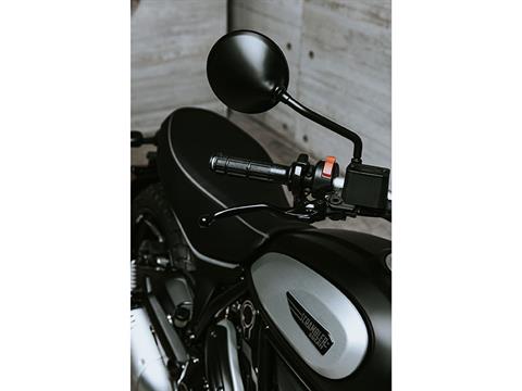 2021 Ducati Scrambler Icon Dark in De Pere, Wisconsin - Photo 13