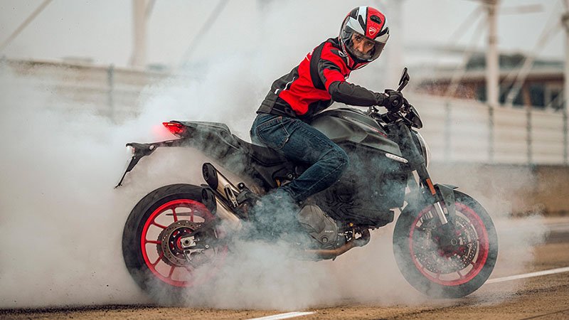 2022 Ducati Monster + in De Pere, Wisconsin - Photo 6