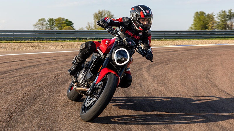 2022 Ducati Monster + in Columbus, Ohio - Photo 17