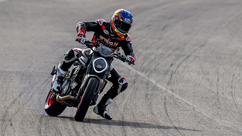 2022 Ducati Monster + in Fort Montgomery, New York - Photo 8