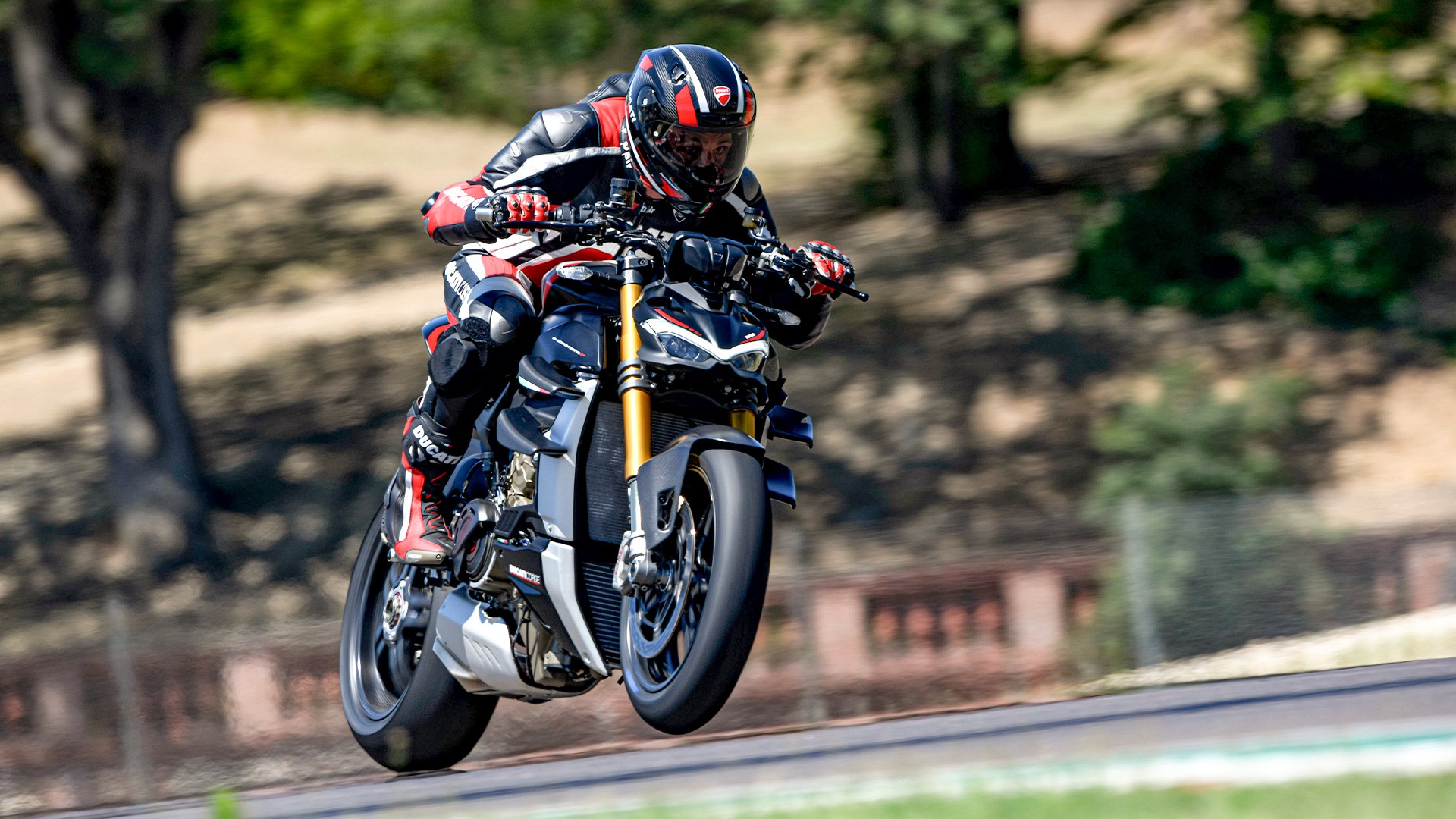 2022 Ducati Streetfighter V4 SP in Greer, South Carolina - Photo 8