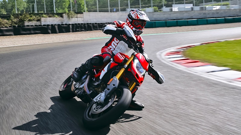 2022 Ducati Hypermotard 950 in New Haven, Connecticut - Photo 2