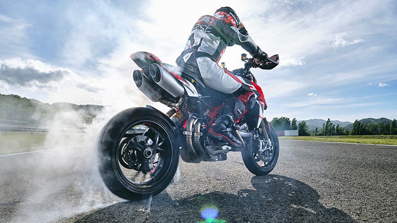 2022 Ducati Hypermotard 950 in Concord, New Hampshire - Photo 5