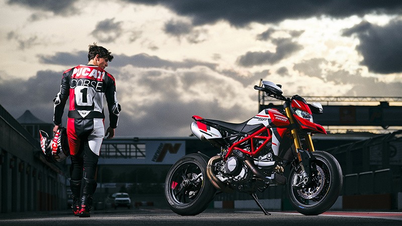 2022 Ducati Hypermotard 950 SP in New Haven, Connecticut - Photo 9