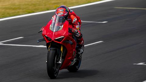 2022 Ducati Panigale V4 S in Fort Montgomery, New York - Photo 3