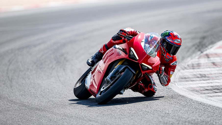2022 Ducati Panigale V4 S in New Haven, Connecticut - Photo 8