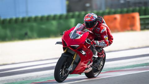 2022 Ducati Panigale V4 S in Fort Montgomery, New York - Photo 16