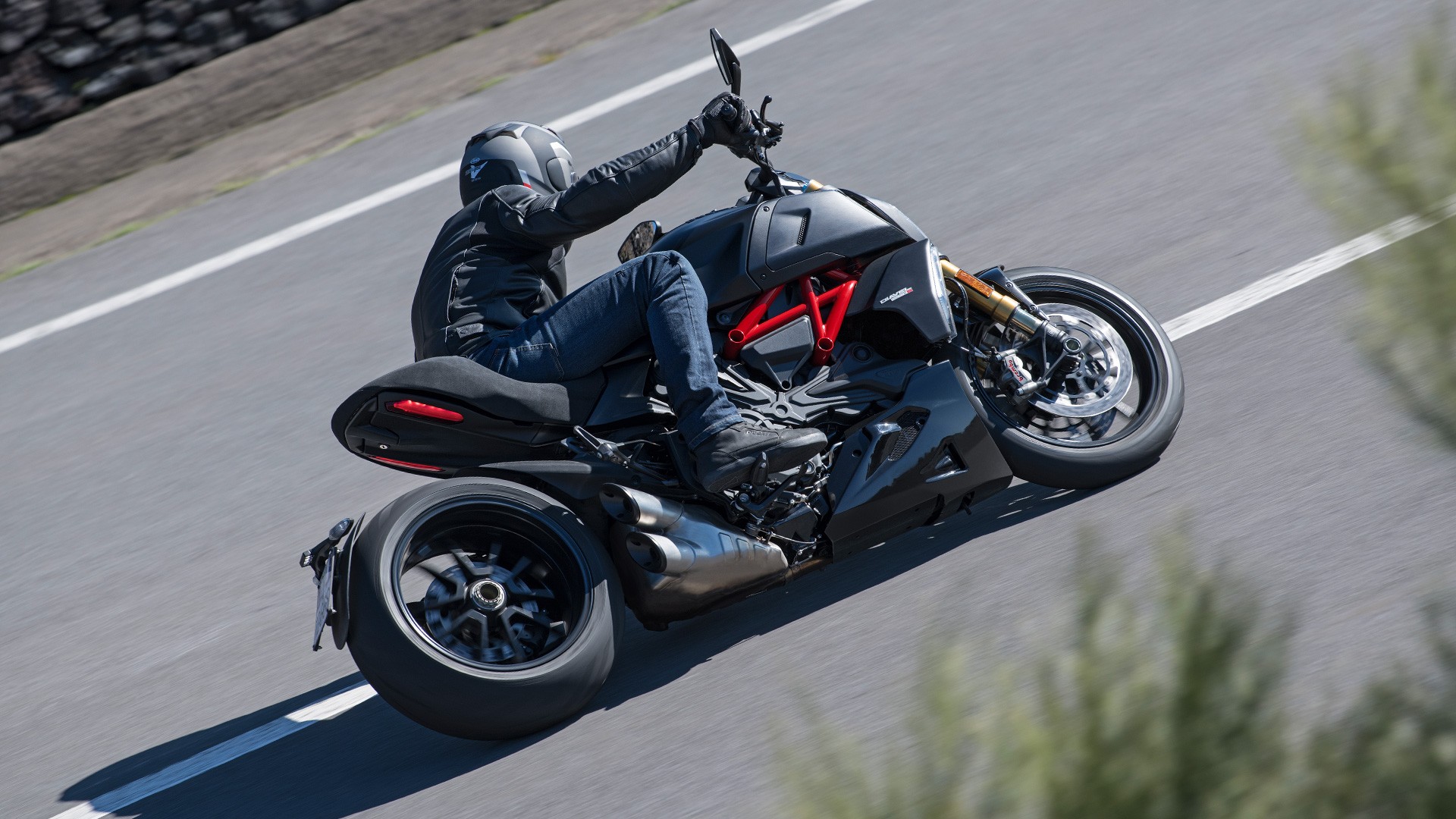 2023 Ducati Diavel 1260 S in New Haven, Connecticut - Photo 10