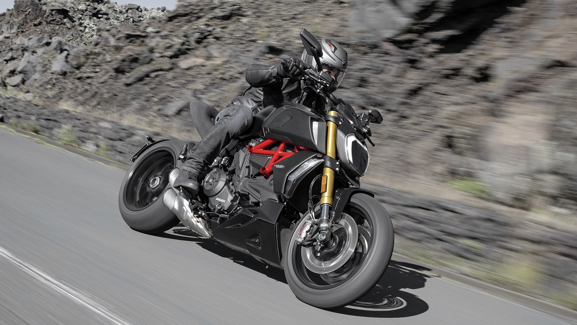 2023 Ducati Diavel 1260 S in New Haven, Connecticut - Photo 5