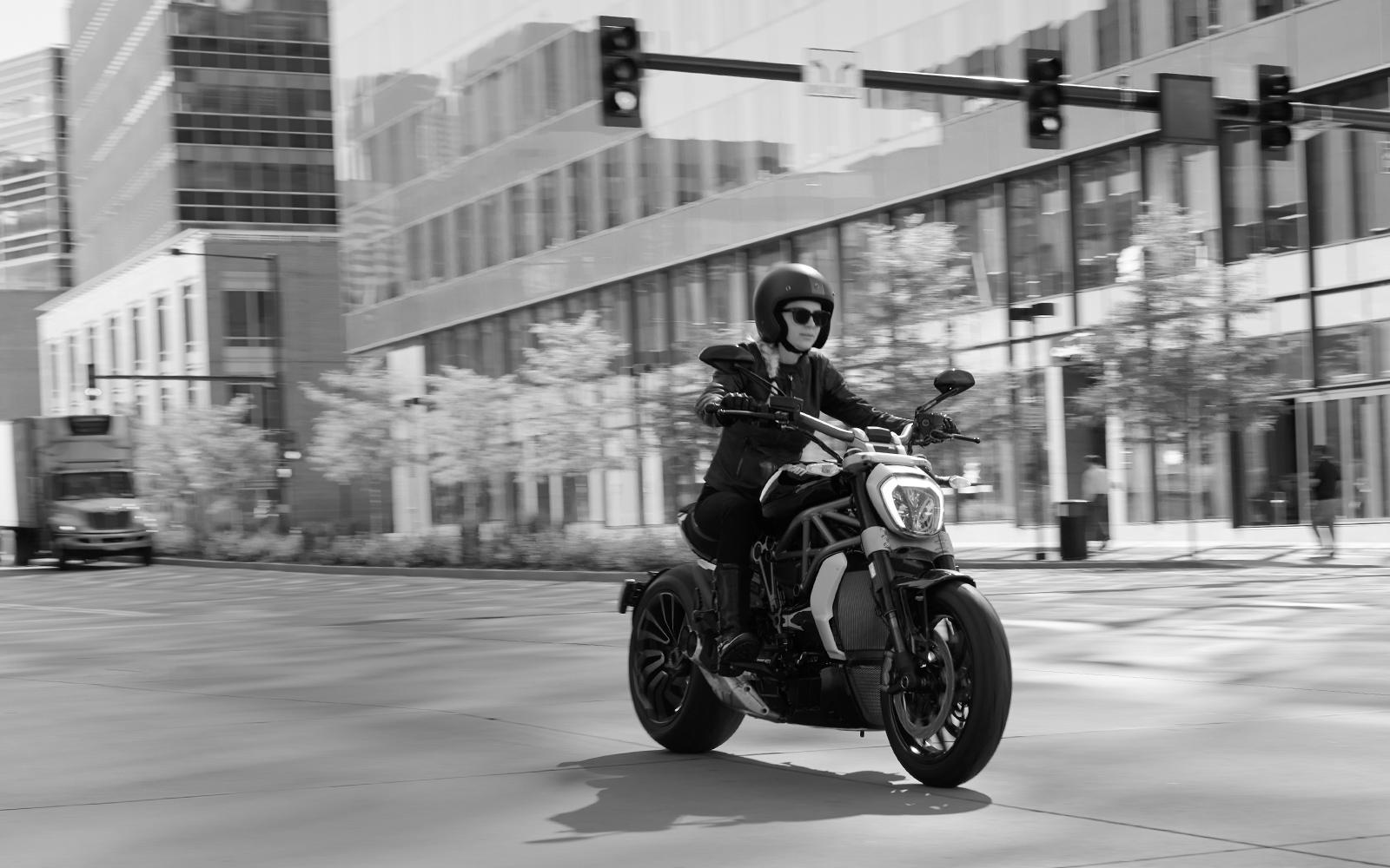 2023 Ducati XDiavel Dark in Santa Rosa, California - Photo 2