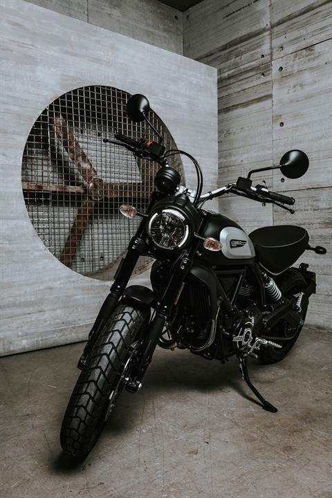 2023 Ducati Scrambler Icon Dark in Albuquerque, New Mexico - Photo 12