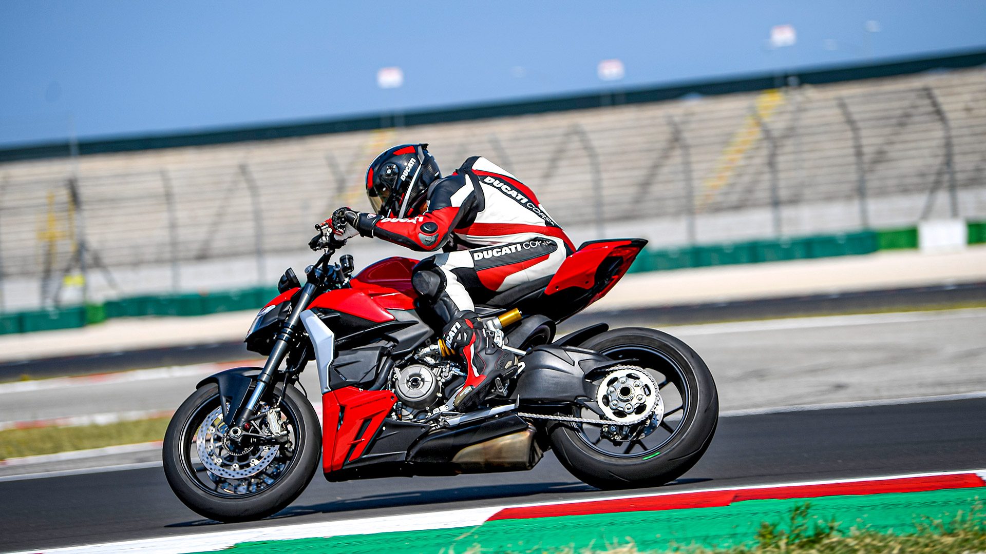 2023 Ducati Streetfighter V2 in New Haven, Connecticut - Photo 8
