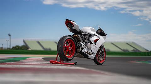 2023 Ducati Panigale V2 in West Allis, Wisconsin - Photo 20