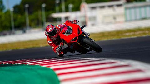 2023 Ducati Panigale V4 S in West Allis, Wisconsin - Photo 4