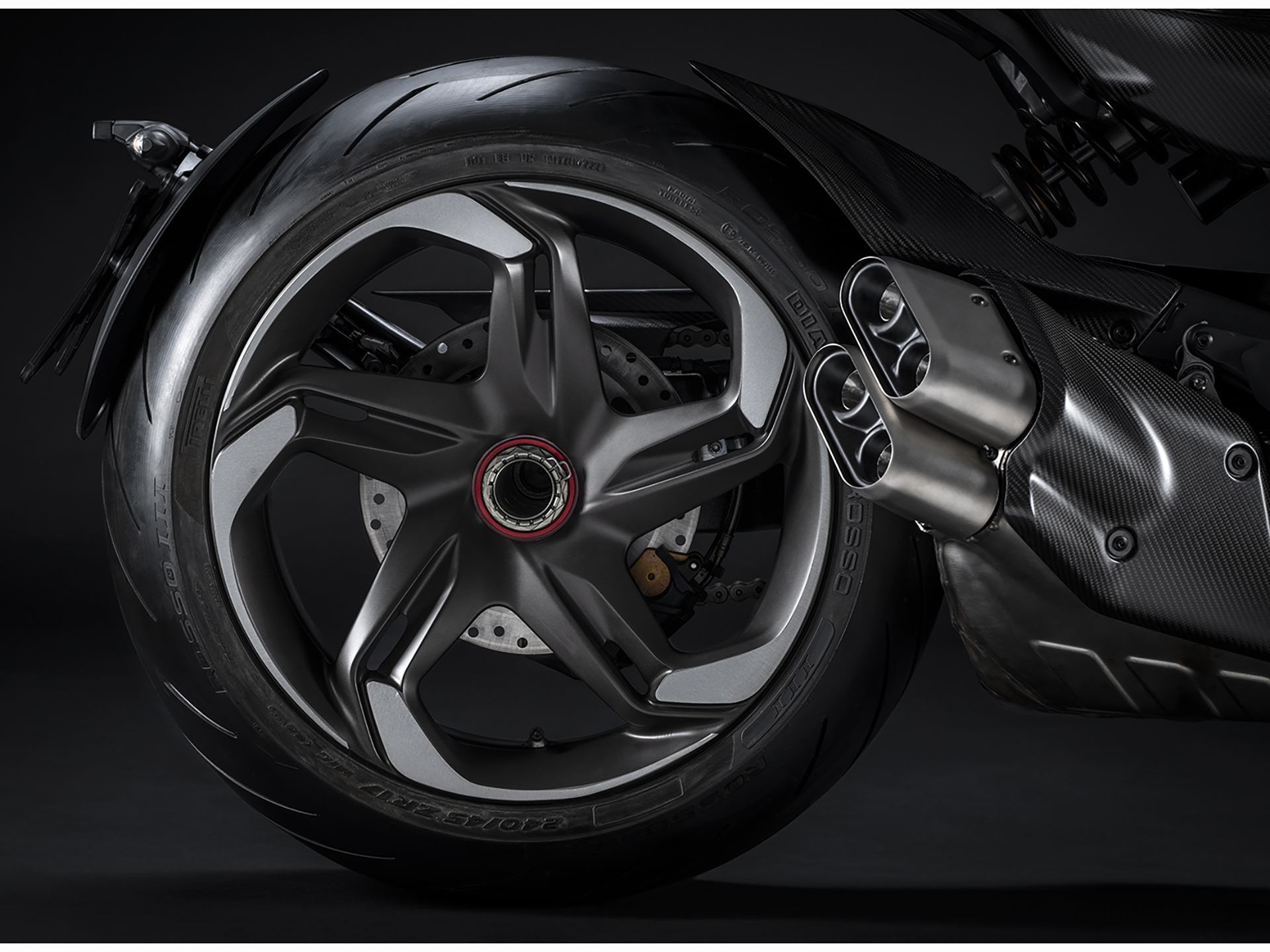 2024 Ducati Diavel For Bentley in Concord, New Hampshire - Photo 9