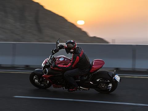 2024 Ducati Diavel V4 in Santa Rosa, California - Photo 17