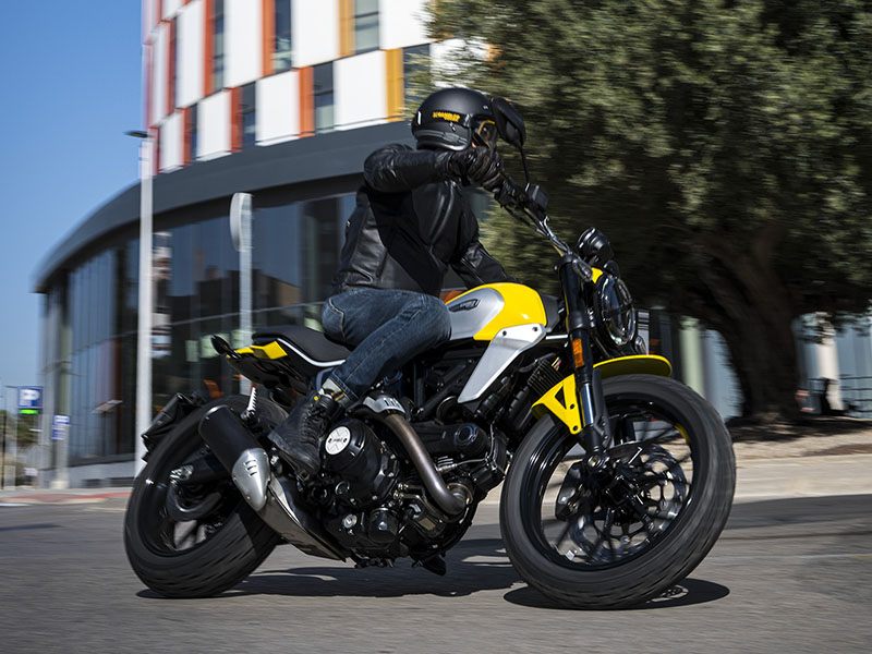 2024 Ducati Scrambler Icon in Knoxville, Tennessee - Photo 13