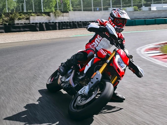 2024 Ducati Hypermotard 950 SP in Knoxville, Tennessee - Photo 7