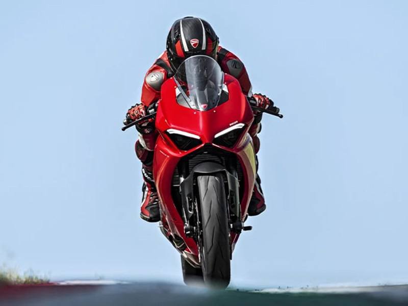 2024 Ducati Panigale V2 in New Haven, Connecticut - Photo 17