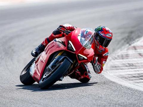 2024 Ducati Panigale V4 in Knoxville, Tennessee - Photo 16