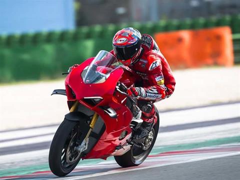 2024 Ducati Panigale V4 in West Allis, Wisconsin - Photo 19