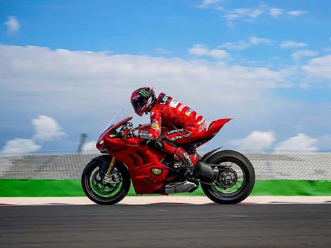2024 Ducati Panigale V4 S in West Allis, Wisconsin - Photo 36