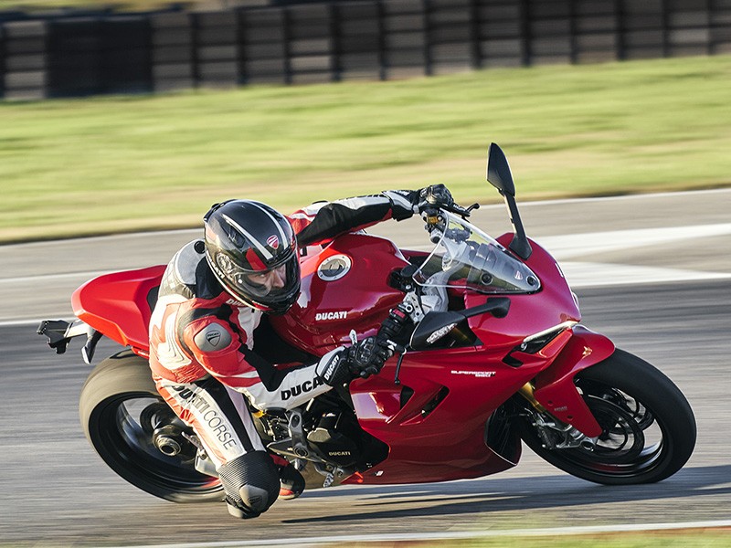 2024 Ducati SuperSport 950 S in Albany, New York - Photo 7