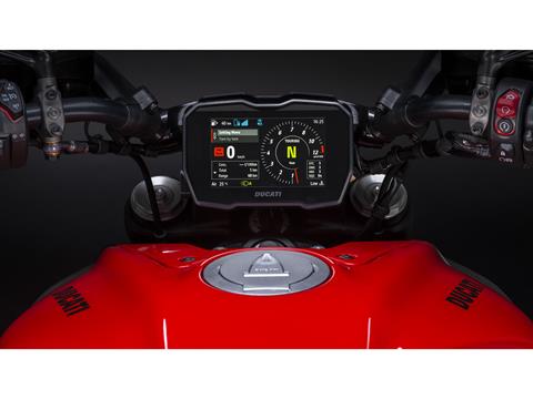 2025 Ducati Diavel V4 in Greer, South Carolina - Photo 12