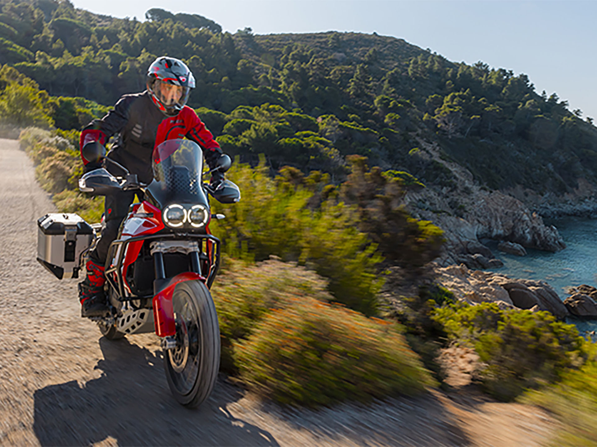 2025 Ducati DesertX Discovery in Greer, South Carolina - Photo 17