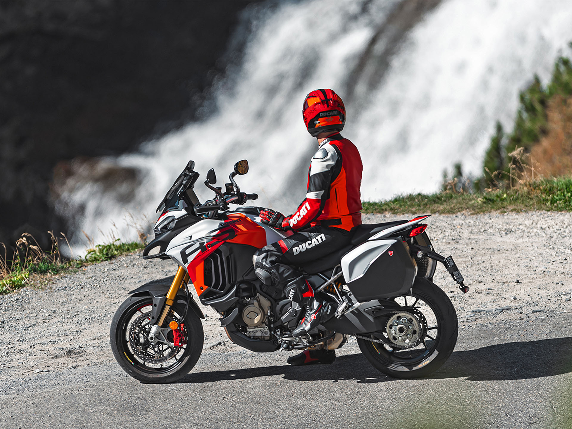 2025 Ducati Multistrada V4 RS in Saint Louis, Missouri - Photo 13