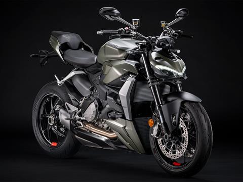 2025 Ducati Streetfighter V2 in Saint Louis, Missouri - Photo 3