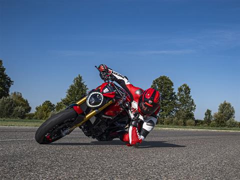 2025 Ducati Monster SP in Knoxville, Tennessee - Photo 20