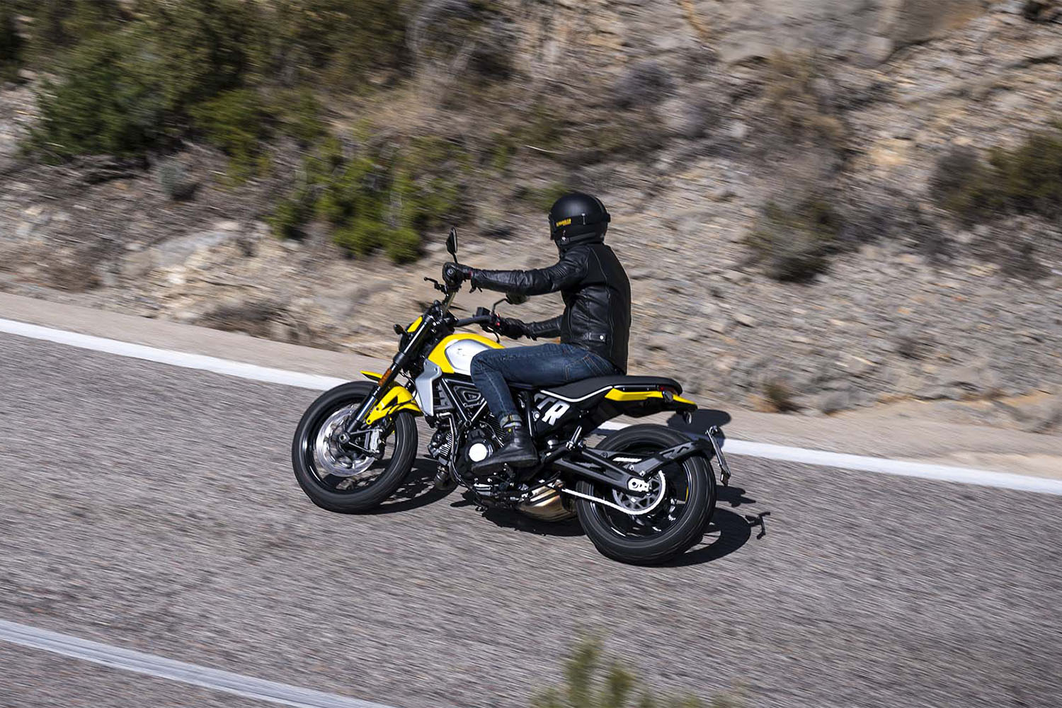 2025 Ducati Scrambler Icon in Santa Rosa, California - Photo 13