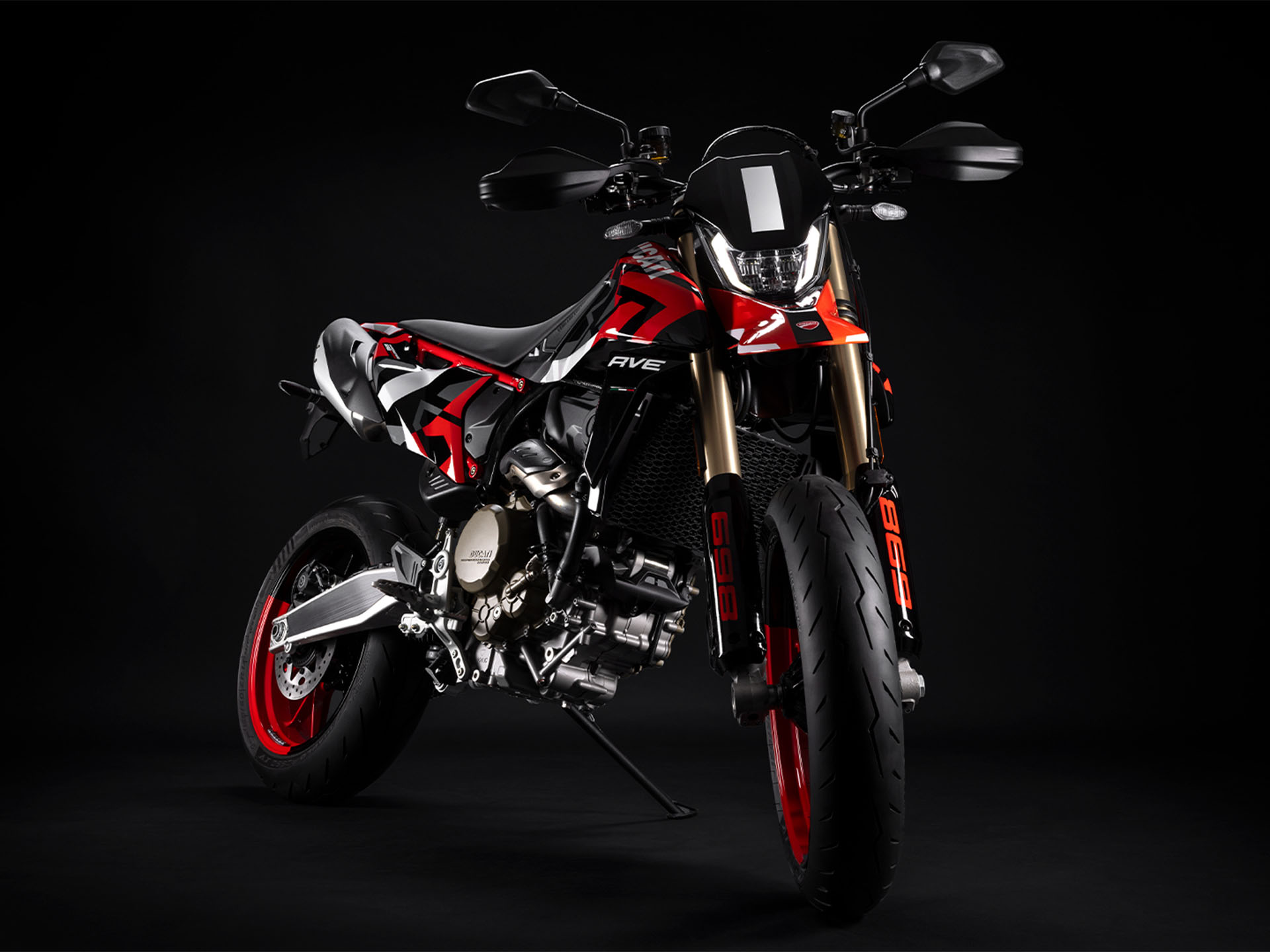 2025 Ducati Hypermotard 698 Mono RVE in Greer, South Carolina - Photo 3