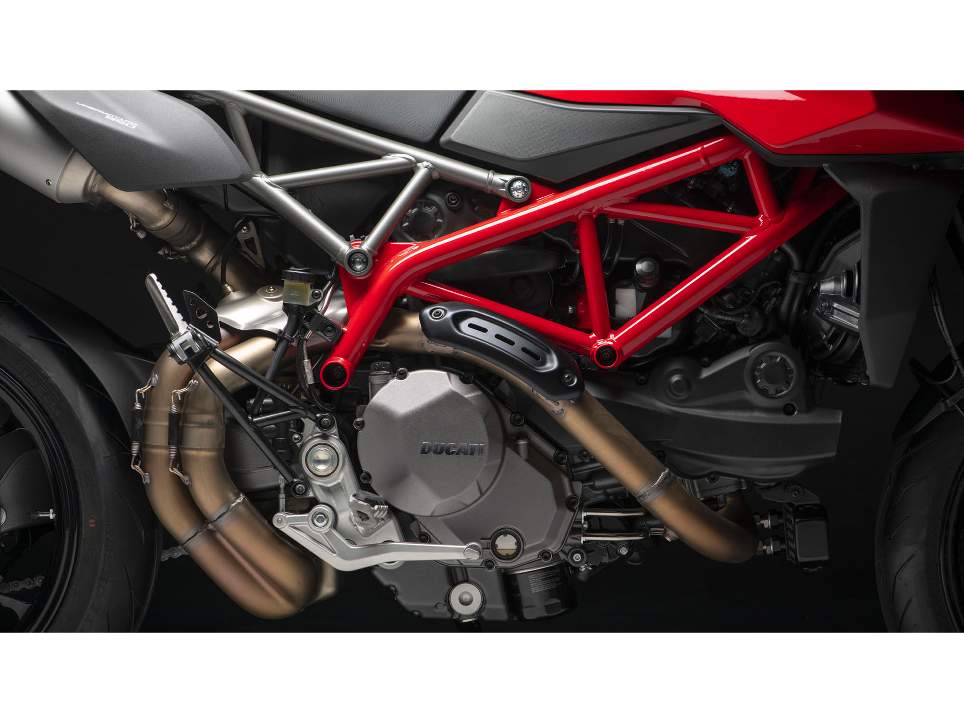 2025 Ducati Hypermotard 950 in Knoxville, Tennessee - Photo 3