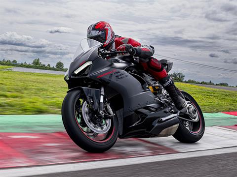 2025 Ducati Panigale V2 in Saint Louis, Missouri - Photo 11