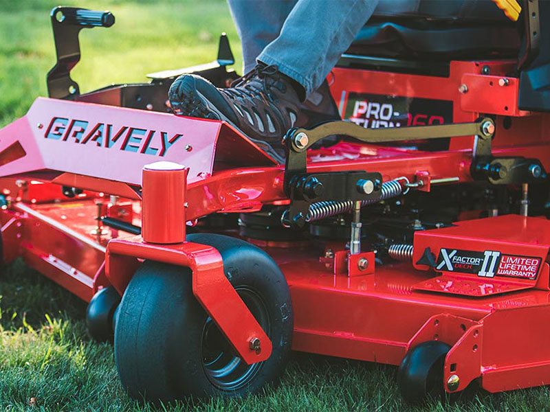 2024 Gravely USA Pro-Turn 152 52 in. Kawasaki FX691V 22 hp in Dyersburg, Tennessee - Photo 7