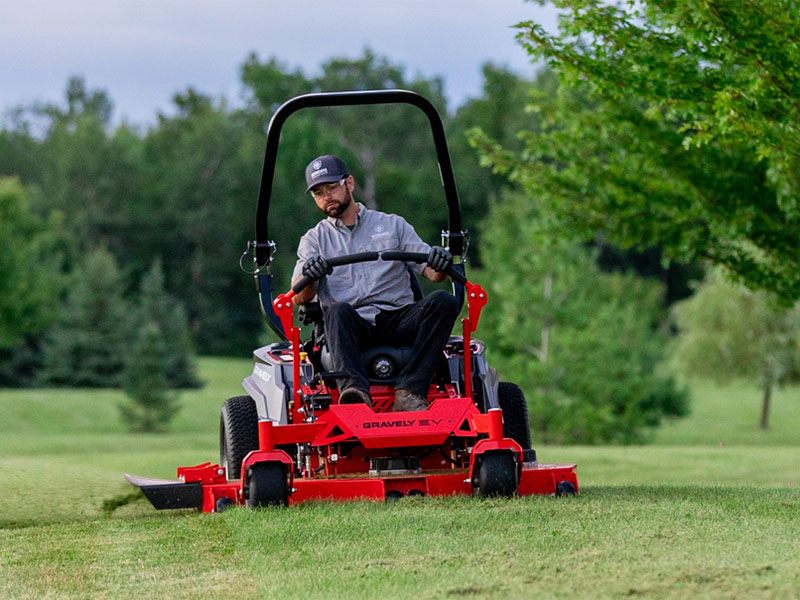 2024 Gravely USA Pro-Turn EV 48 in. SD Batteries not included in West Burlington, Iowa - Photo 5