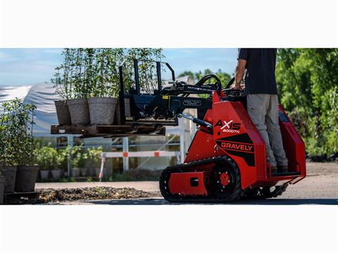 2023 Gravely USA AXIS 200DTN in Clayton, North Carolina - Photo 3
