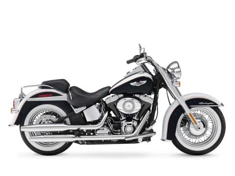 2011 Harley-Davidson Softail® Deluxe in Syracuse, New York - Photo 2